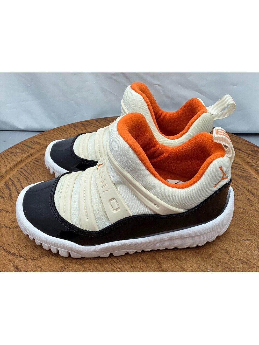 Jordan 11 Baby Slip On Sneakers Black White Orange Low Top Size 9C BQ7102-108 - Picture 6 of 13